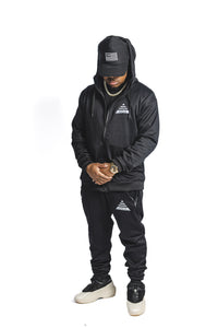 Pyramid Logo Tech sweatsuit